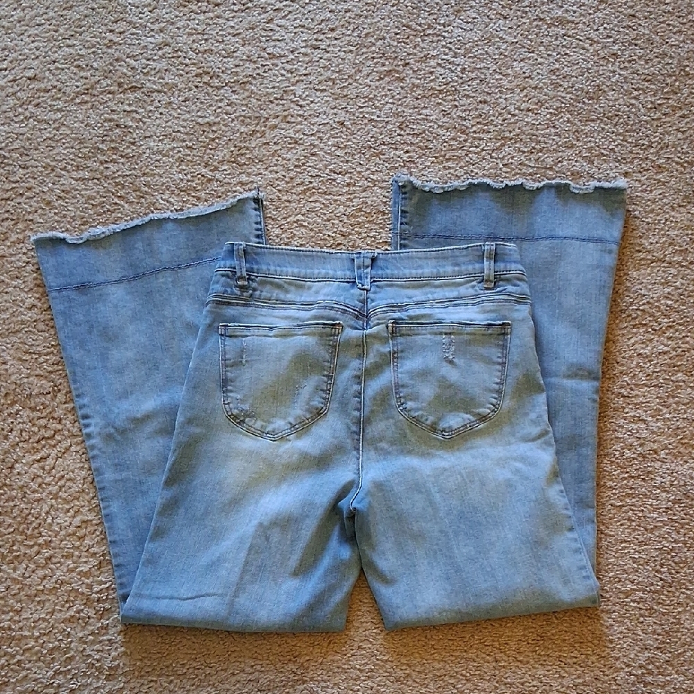 Democracy Ab Technology Light Blue Flare Jeans with Frayed Hem - Picture 3 of 8